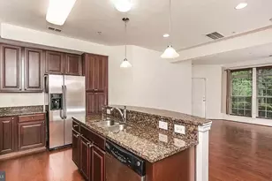 7516 Stoney Run Dr, Hanover, MD 21076 - Photo 4