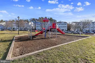 8055 Brookstone Ct, Severn, MD 21144 - Photo 14