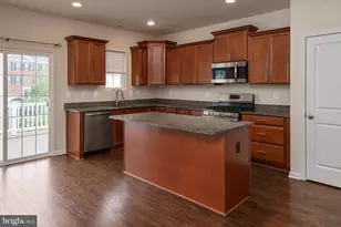 8339 Daydream Cres, Pasadena, MD 21122 - Photo 4