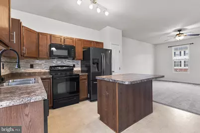 823 Croggan Crescent, Glen Burnie, MD 21060 - Photo 8
