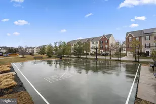 823 Croggan Cres, Glen Burnie, MD 21060 - Photo 38