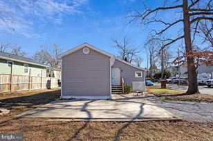 1916 Ridgeville Rd, Edgewater, MD 21037 - Photo 18