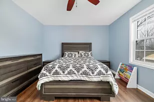 7665 Cedar Dr, Pasadena, MD 21122 - Photo 28