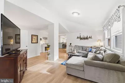 7806 Appletree Road, Pasadena, MD 21122 - Photo 6