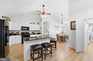 7806 Appletree Rd, Pasadena, MD 21122 - Photo 16