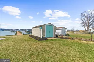 3738 Bay Dr, Edgewater, MD 21037 - Photo 26