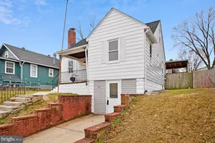 119 W Edgevale Rd, Baltimore, MD 21225 - Photo 2