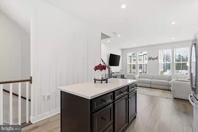 7810 Yona Court, Glen Burnie, MD 21060 - Photo 12