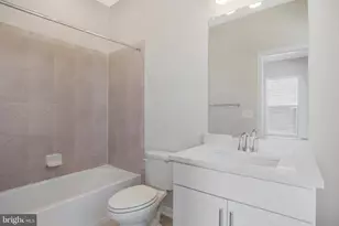 244 Mainstream Dr, Laurel, MD 20724 - Photo 22