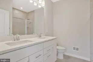 244 Mainstream Dr, Laurel, MD 20724 - Photo 20