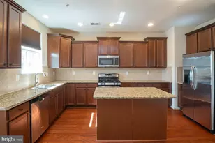 813 Glenside Way, Glen Burnie, MD 21060 - Photo 4