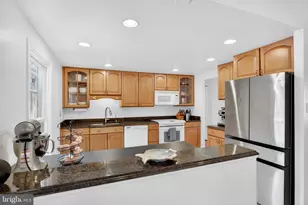 939 Shore Acres Rd, Arnold, MD 21012 - Photo 6