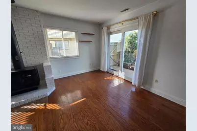 1729 Leisure Way, Crofton, MD 21114 - Photo 2