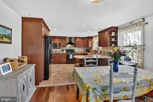 508 Bay Hills Dr, Arnold, MD 21012 - Photo 4