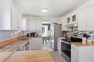 413 Ridgeview Ct, Arnold, MD 21012 - Photo 6