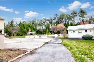 7809 Locust Wood Rd, Severn, MD 21144 - Photo 6