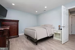 819 Elm Dr, West River, MD 20778 - Photo 12