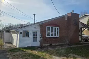 219 Chelsea Rd, Pasadena, MD 21122 - Photo 1