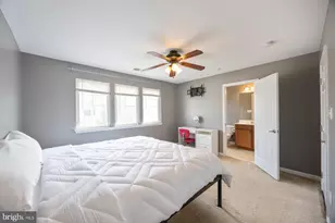 915 Hopkins Cor, Glen Burnie, MD 21060 - Photo 16