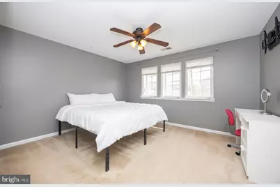 915 Hopkins Corner, Glen Burnie, MD 21060 - Photo 16