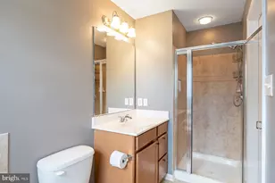 915 Hopkins Cor, Glen Burnie, MD 21060 - Photo 18