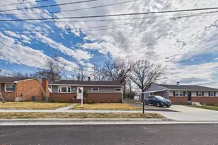 403 Arbor Dr, Glen Burnie, MD 21061 - Photo 2