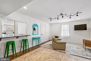 8 Fleet St, Annapolis, MD 21401 - Photo 10