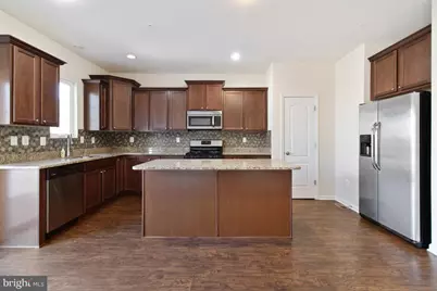 520 Kinglets Roost Lane, Glen Burnie, MD 21060 - Photo 2