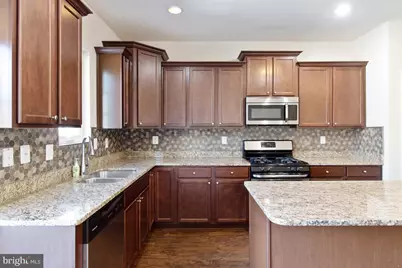 520 Kinglets Roost Lane, Glen Burnie, MD 21060 - Photo 4