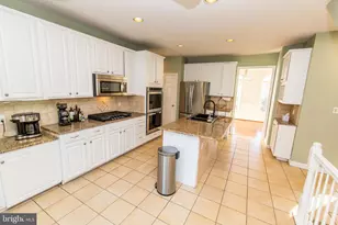 1610 Clarks Ct, Crofton, MD 21114 - Photo 8