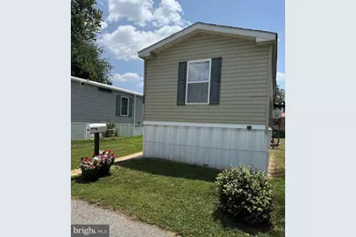 275 Rupert Circle, Brooklyn Park, MD 21225 - Photo 2