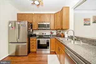 8604 Wandering Fox Trail, Odenton, MD 21113 - Photo 10