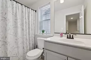 180 Jessica Ln, Glen Burnie, MD 21061 - Photo 28