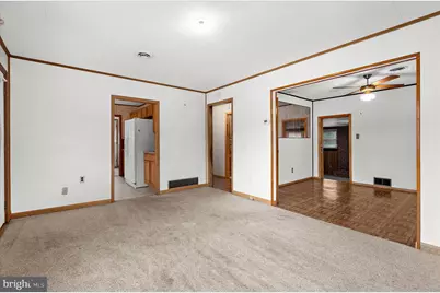 106 Disney Avenue, Pasadena, MD 21122 - Photo 8