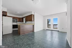 107 W Bay View Dr, Annapolis, MD 21403 - Photo 16