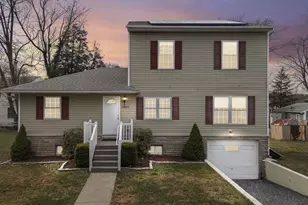 7662 Pine Haven Dr, Pasadena, MD 21122 - Photo 1