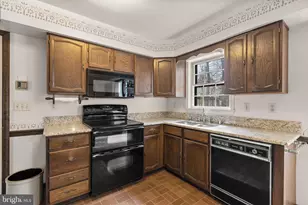 235 Pawtucket Ct, Severna Park, MD 21146 - Photo 8