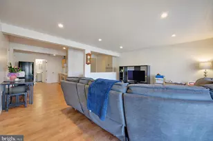 806 N Shore Dr, Glen Burnie, MD 21060 - Photo 46