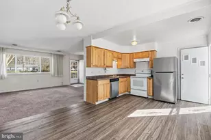 1469 Cedarhurst Rd, Shady Side, MD 20764 - Photo 6