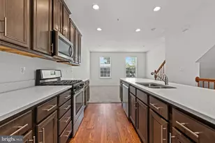 8183 Hollow Ct, Severn, MD 21144 - Photo 14