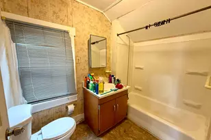 8224 Fort Smallwood Rd, Baltimore, MD 21226 - Photo 18