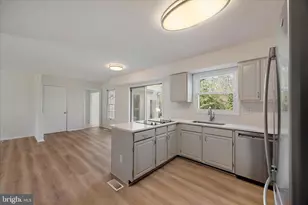 284 Tolstoy Ln, Severna Park, MD 21146 - Photo 10