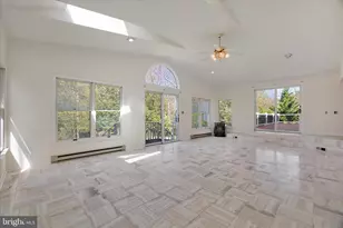 284 Tolstoy Ln, Severna Park, MD 21146 - Photo 4