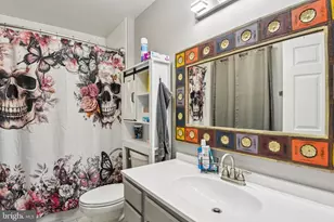 824 Snow Valley Ln, Odenton, MD 21113 - Photo 26