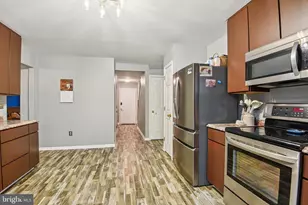 824 Snow Valley Ln, Odenton, MD 21113 - Photo 20