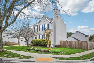 824 Snow Valley Ln, Odenton, MD 21113 - Photo 4