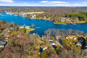 8108 Forest Glen Dr, Pasadena, MD 21122 - Photo 10