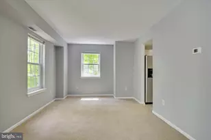 678 Newbridge Ct, Arnold, MD 21012 - Photo 4