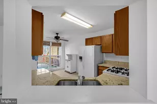 220 Arcadia Shores Cir, Odenton, MD 21113 - Photo 16