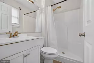 467 Oakton Rd, Odenton, MD 21113 - Photo 22